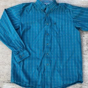 Men’s Ariat Shirt 😍❤️